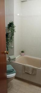 Een badkamer bij Cambrils Vista Mar