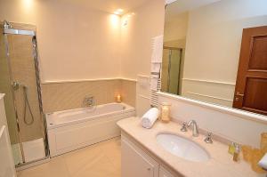 Koupelna v ubytování B&B Villa Ines