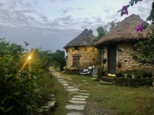 Vrt pred nastanitvijo Bhanjyang Village Lodge