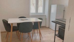 Kuchyň nebo kuchyňský kout v ubytování Apartment 3.0 + 8 fotografií