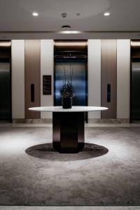 Lobbyen eller receptionen på Serviced Luxurious 3+1 in Address Emaar Square