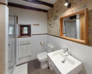 A bathroom at Casa de Aldea Casa de Rubio