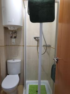 A bathroom at Apartamento exótico en primera línea de Vera-Playa!