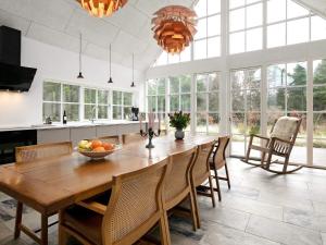 Posezení v ubytování Blåvand Garden Retreat Tranquil Escape-By Traum