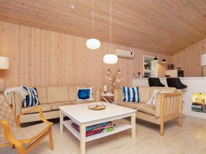 Jerupにある6 person holiday home in Jerupのギャラリーの写真