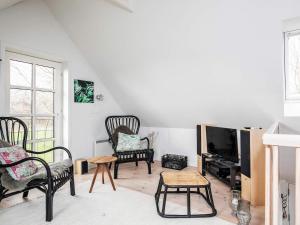 TV a/nebo společenská místnost v ubytování Holiday home Humble