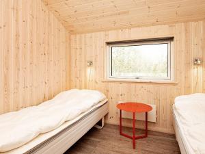 ÅlbækにあるThree-Bedroom Holiday home in Broager 4のギャラリーの写真