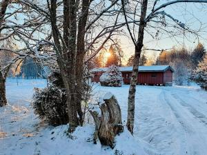 Gallery image of 4 person holiday home in SANDHEM in Sandhem +23 photos