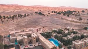 Vista de la piscina de Dar El Janoub o d'una piscina que hi ha a prop
