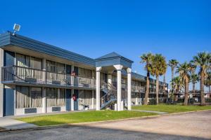 Afbeelding uit fotogalerij van Quality Inn Pasadena - Houston East in Pasadena