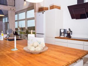 Kuchyň nebo kuchyňský kout v ubytování Holiday home Løgstør XVIII