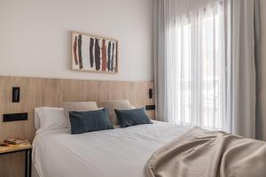 Apartamentos Líbere Granada Catedral, Granada – Precios ...