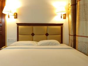 Gallery image of Super OYO 90464 Borneo Suites Hotel in Kota Kinabalu