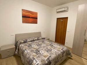 Un pat sau paturi într-o cameră la Cygnus Bed & Breakfast