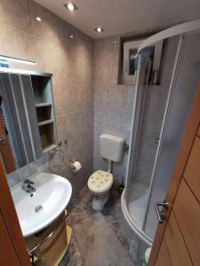 Kúpeľňa v ubytovaní Apartment Mira - Sea view