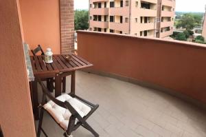 Balkón alebo terasa v ubytovaní Accogliente e spazioso appartamento a Cecina