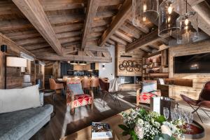 TV a/nebo společenská místnost v ubytování Alaska Lodge by Alpine Resorts