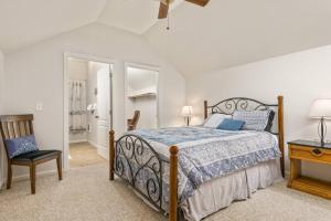 Ένα ή περισσότερα κρεβάτια σε δωμάτιο στο Manhattan Beach Escape