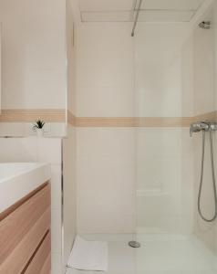 Kylpyhuone majoituspaikassa Apartamentos FV Flats Valencia - San Felipe Neri