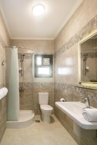A bathroom at Matarma Beach Residence
