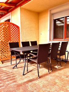 Fotografia z galérie ubytovania Barbara Apartmanház v destinácii Kehidakustány