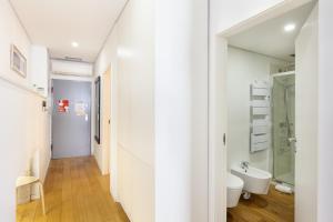 Koupelna v ubytování D&S - Porto Theater Apartment