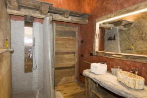 Vonios kambarys apgyvendinimo įstaigoje AL BAIT DA LUCIA Bormio