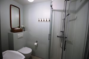 Koupelna v ubytování Grettir Guesthouse