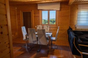 Posezení v ubytování Casa de Madera en Calafell