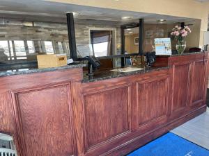 El lobby o recepción de Baymont by Wyndham Scranton Dunmore