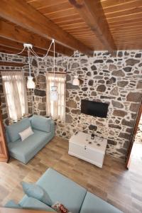 Posezení v ubytování Patriko Nisyrian Guesthouse