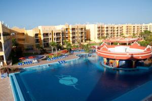 Bazén v ubytování The Royal Haciendas Resort & Spa nebo v jeho okolí
