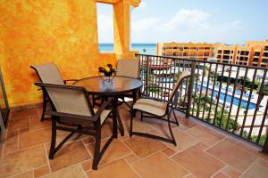 Balkón nebo terasa v ubytování The Royal Haciendas Resort & Spa