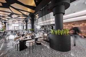 Restoran atau tempat lain untuk makan di Hotel Mirror