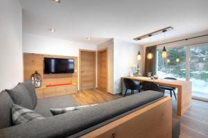 Televisyen dan/atau pusat hiburan di Apartment Cësa Zinch