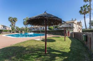 Πισίνα στο ή κοντά στο Casa Don Camilo Costa Ballena