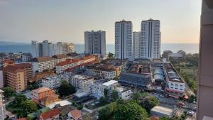 Nespecifikovaný výhled na destinaci Jomtien pláž nebo výhled na město při pohledu z apartmánu