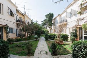 Foto de la galería de Unique 2BR Apartment in Filothei by UPSTREET en Atenas