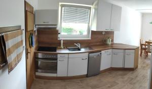 Köök või kööginurk majutusasutuses Chalupa Karlovice