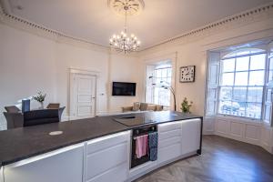 Kjøkken eller kjøkkenkrok på The Kensington Suite
