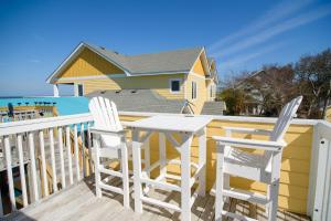 Ein Balkon oder eine Terrasse in der Unterkunft The Inn on Pamlico Sound