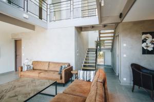 Posezení v ubytování Magnifique propriété avec vues panoramiques et piscine privée