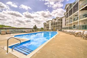 Gallery image of Scenic Family Condo with Game Room and Boat Dock! in Camdenton