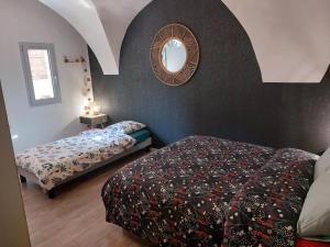 Gallery image of L'INATTENDU Vue imprenable, lits préparés et ménage inclus in Montaigu