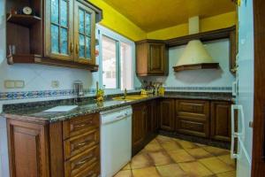 Kjøkken eller kjøkkenkrok på 16:9 Villa Agua Amarga
