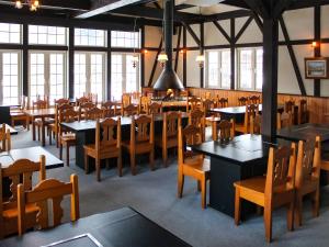 מסעדה או מקום אחר לאכול בו ב-Petit Hotel Gracey Tomamu