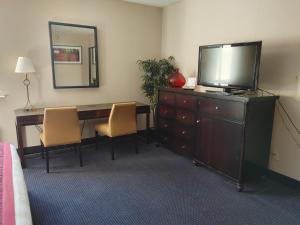 Kuchyň nebo kuchyňský kout v ubytování Hotel Pigeon Forge