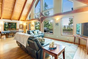 Χώρος καθιστικού στο Thorton Creek Escape