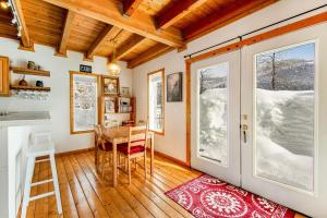 Fotografie z fotogalerie ubytování Summit Chalet v destinaci Snoqualmie Pass