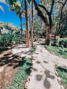 Taman di luar Little Escape